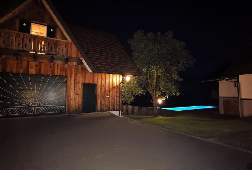 Chalet-Suedsteiermark - Traumhafte Aussicht, Infinity Pool, Privatsphaere, Klima Und De-Luxe Ausstattung Schwanberg Εξωτερικό φωτογραφία